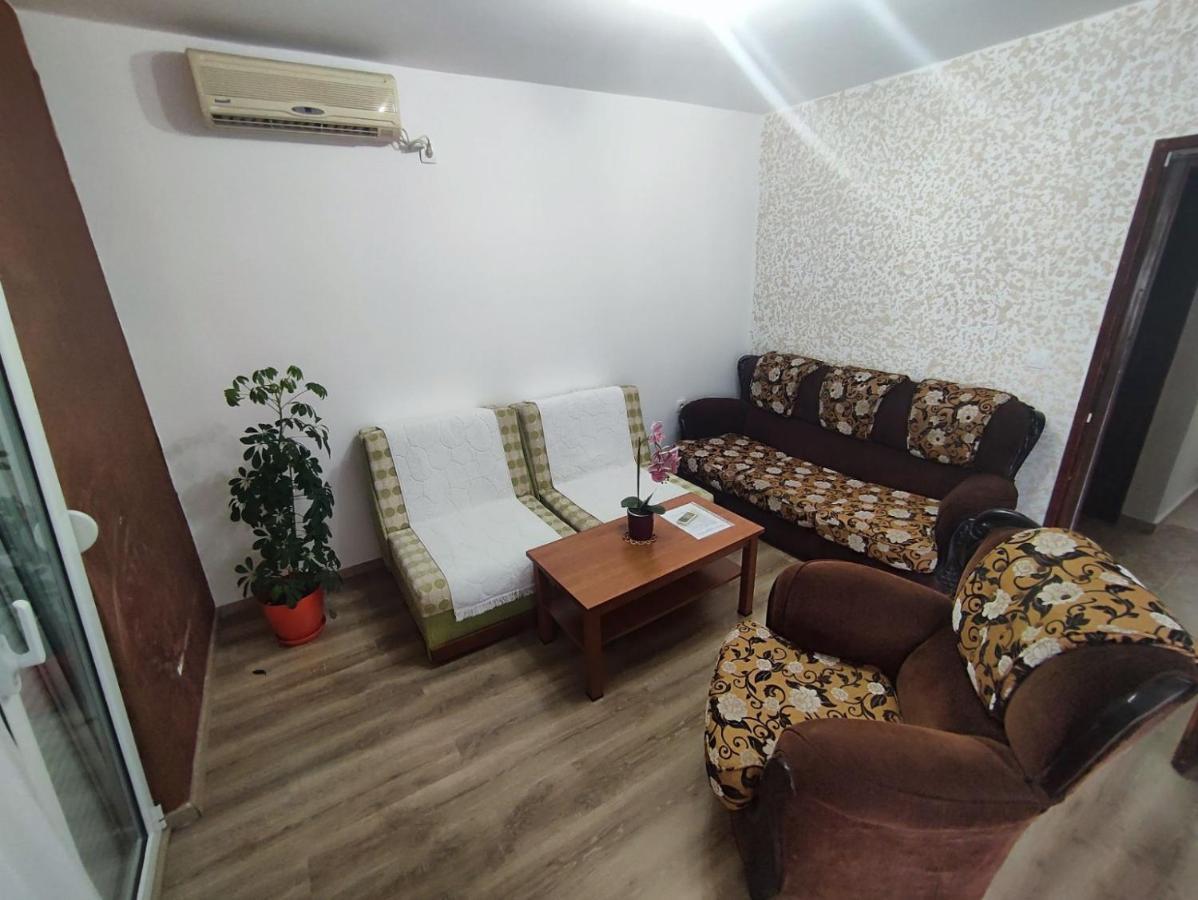 Apartmani Bellami Bečići Eksteriør bilde